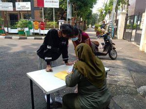 ⁣SATPOL PP Utan Kayu Utara Gelar Operasi Tibmask di Jalan Balai Rakyat.