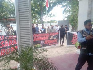 “UKPBJ Kabupaten Asahan Sarang Koruptor Proyek” Save KPK,