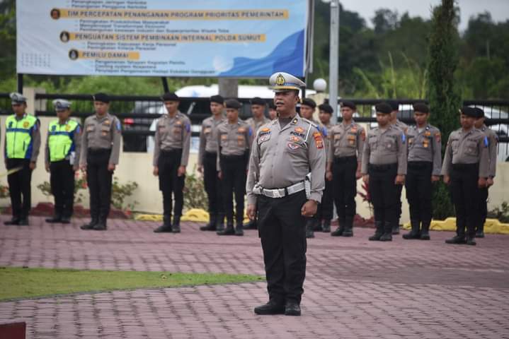 APEL GELAR PASUKAN OPERASI “ZEBRA TOBA 2023” DIPIMPIN OLEH KAPOLRES HUMBAHAS AKBP HARY ARDIANTO,SH, SIK MH