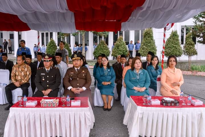 UPACARA HARI KESAKTIAN PANCASILA DIPIMPIN OLEH BUPATI HUMBANG HASUNDUTAN