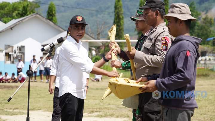 Bupati Karo Ikuti Upacara Pembukaan TNI MANUNGGAL MEMBANGUN DESA (TMMD) KE-119 TA 2024