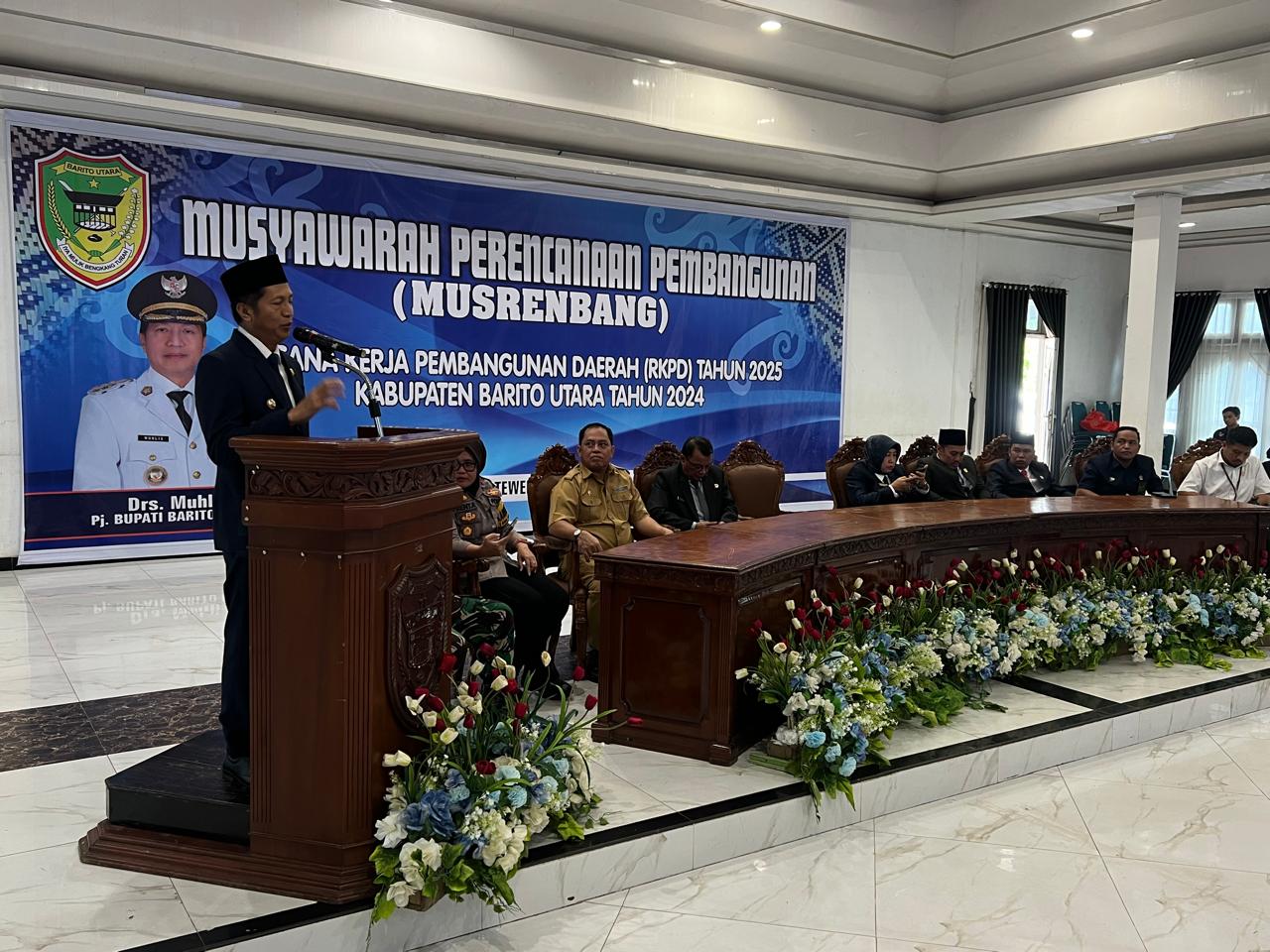 Ketua DPRD Barut Hj, Mery Rukaini, Hadiri (Musrenbang) Rencana Kerja Tahun 2025 di Gedung Balai Antang