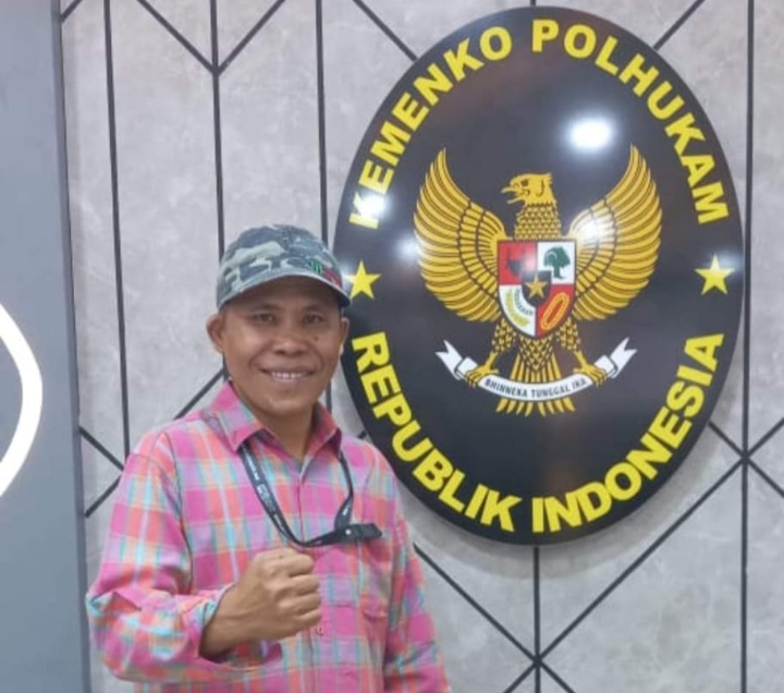 Andrei Angouw “Menyuarakan Kebenaran. Pengabdian, Pengorbanan dan Negara adalah segalanya”.