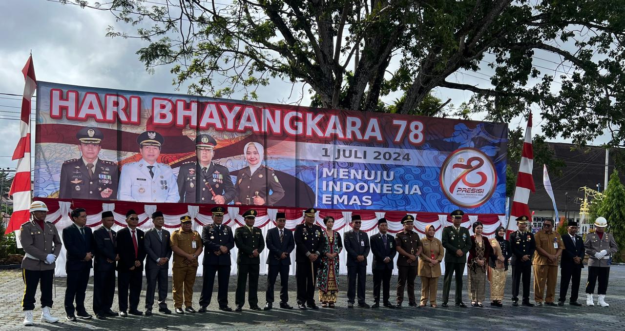 HUT Bhayangkara Ke 78, Polres Barito Utara Laksanakan Upacara Bersama Seluruh Jajaran Forkompinda.