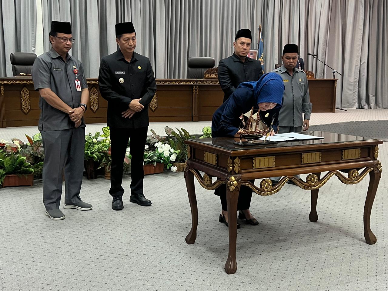 Rapat Paripurna : penyampaian pidato pengantar bupati Barito Utara terhadap rancangan Kebijakan umum anggaran (KUA)