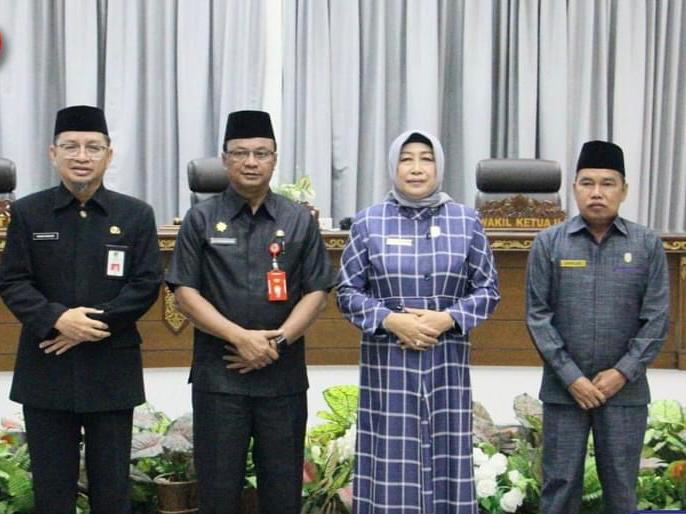 DPRD Barito Utara, Tanggapi Pidato Bupati Tentang Raperda Pertanggung Jawaban APBD Ta. 2023