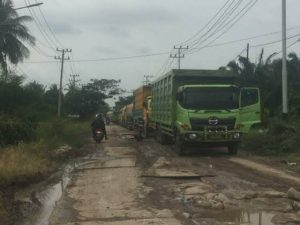 AMANAT PENDERITAAN RAKYAT MASYARAKAT PURNAMA. MINTA WALIKOTA DUMAI HADIR DITENGAH MASYARAKAT SEI SEMBILAN.