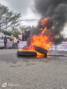 TOILI “AKSI DAMAI OLEH SELURUS ELEMEN MASAYARAKAT KAB.BANGGAI” TOLAK GUGATAN PASLON 03