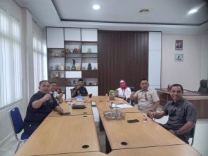 Ketua BK DPRD Provinsi Gorontalo Fikram Salilama Terima Kunjungan Biro Media PKRI dan Beri Ramah Tamah.