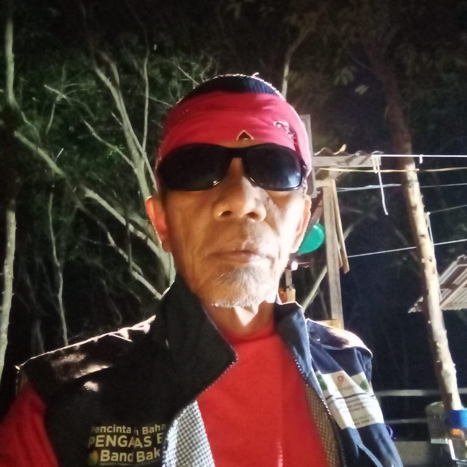 BUAH SALAH DIBALIK JUBAH  – PEPATAH KATA UNTUK DAN NASEHAT.